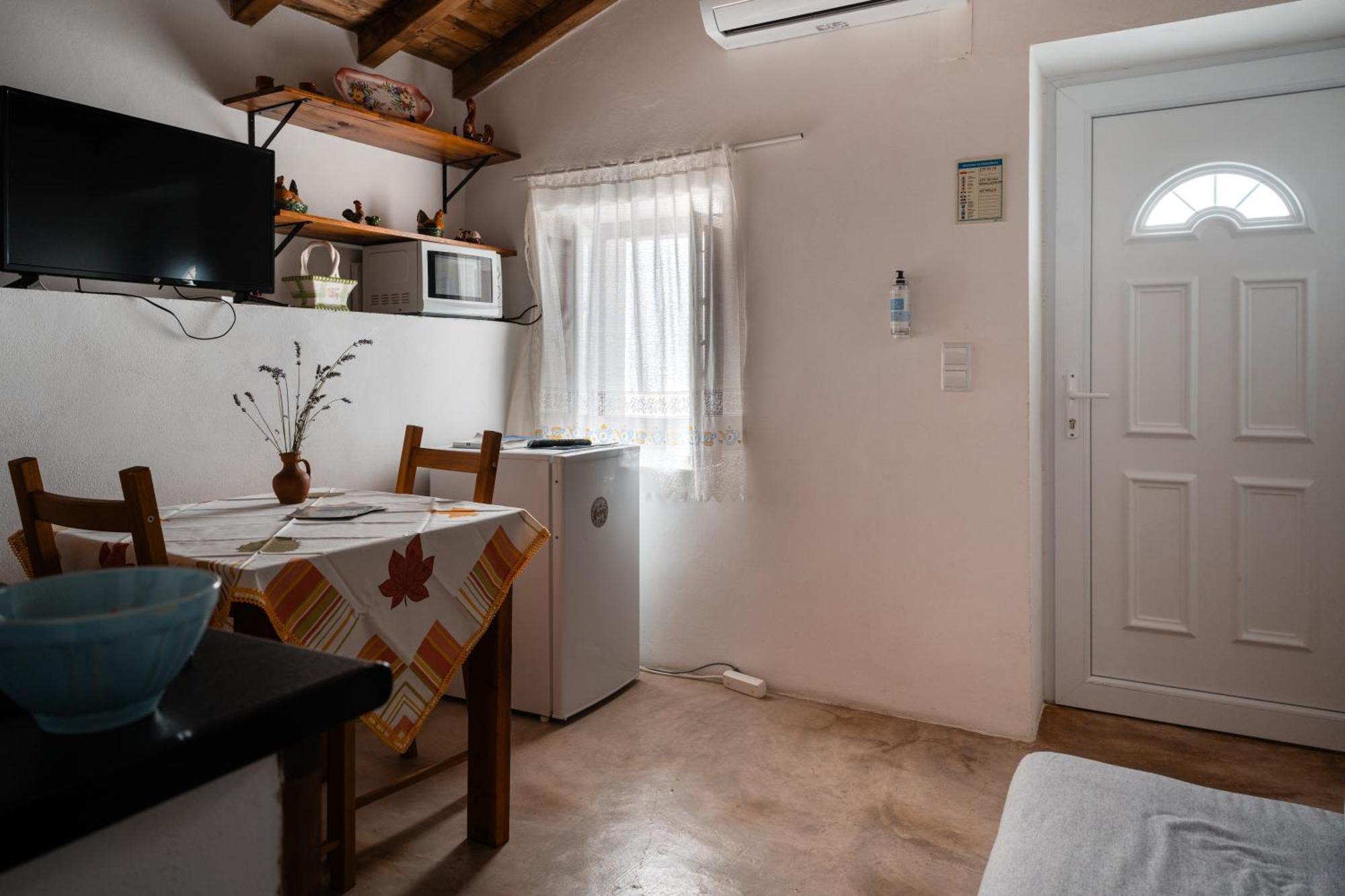 Casa Dos Escritores - Casa De Ferias Com Piscina Privada * Marvao (Portalegre)